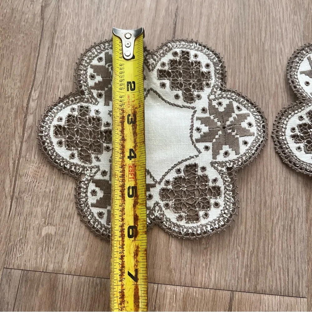 Crochet Mug Cup Rugs Mats Holders‎ Coasters - Set of 2 - Brown White Vintage NEW